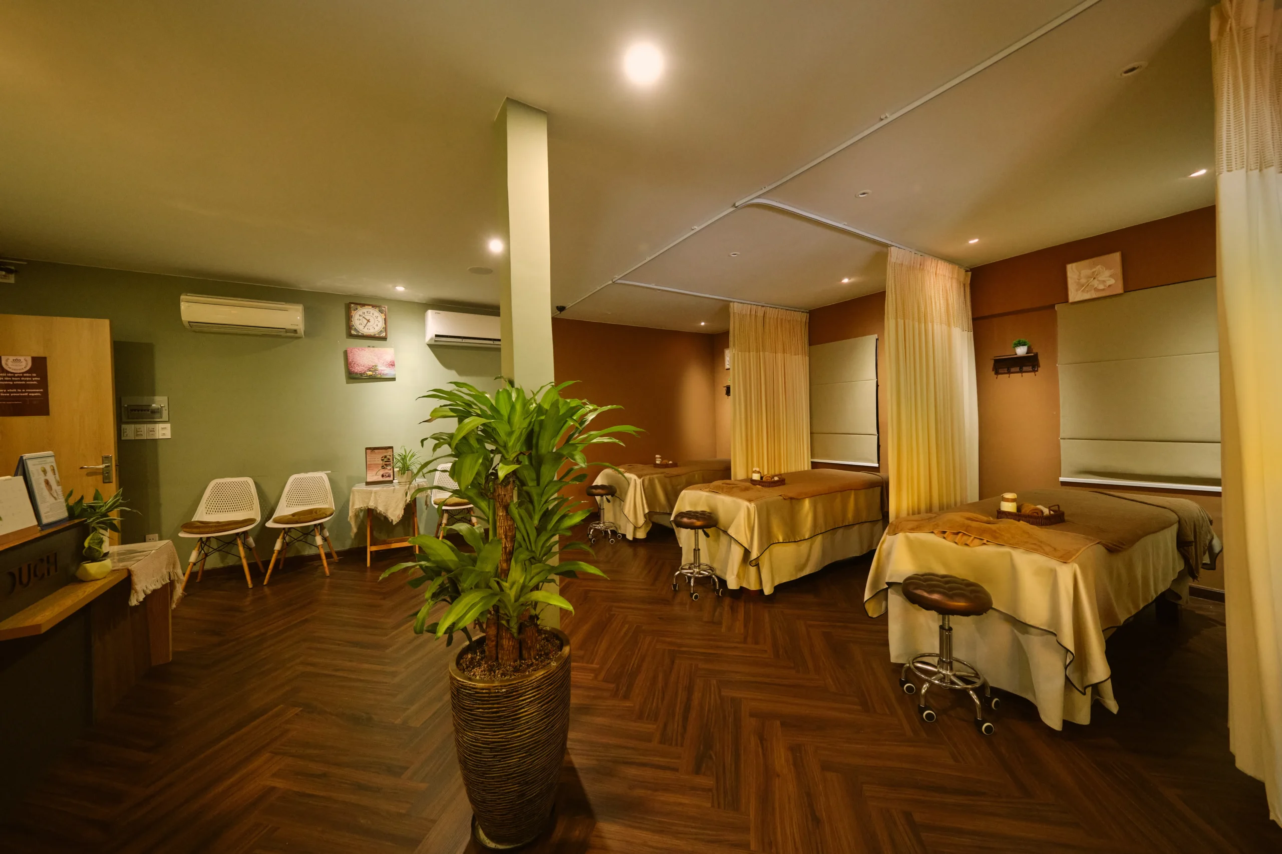 Đặt lịch massage body trị liệu tại Healing Touch Spa