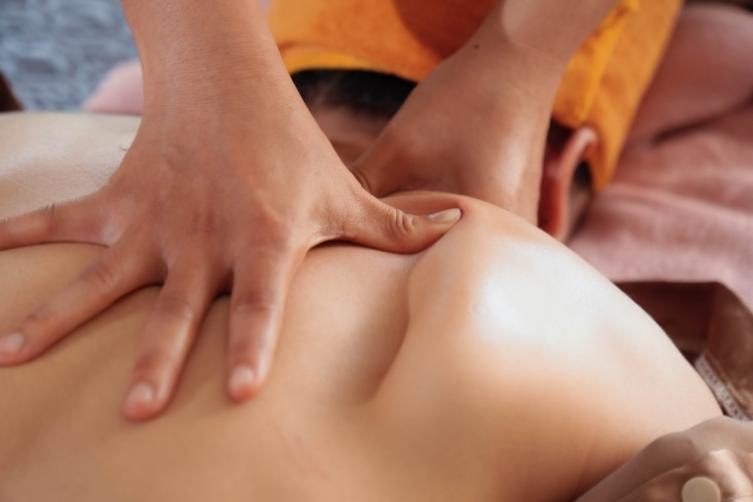 Chuẩn Massage