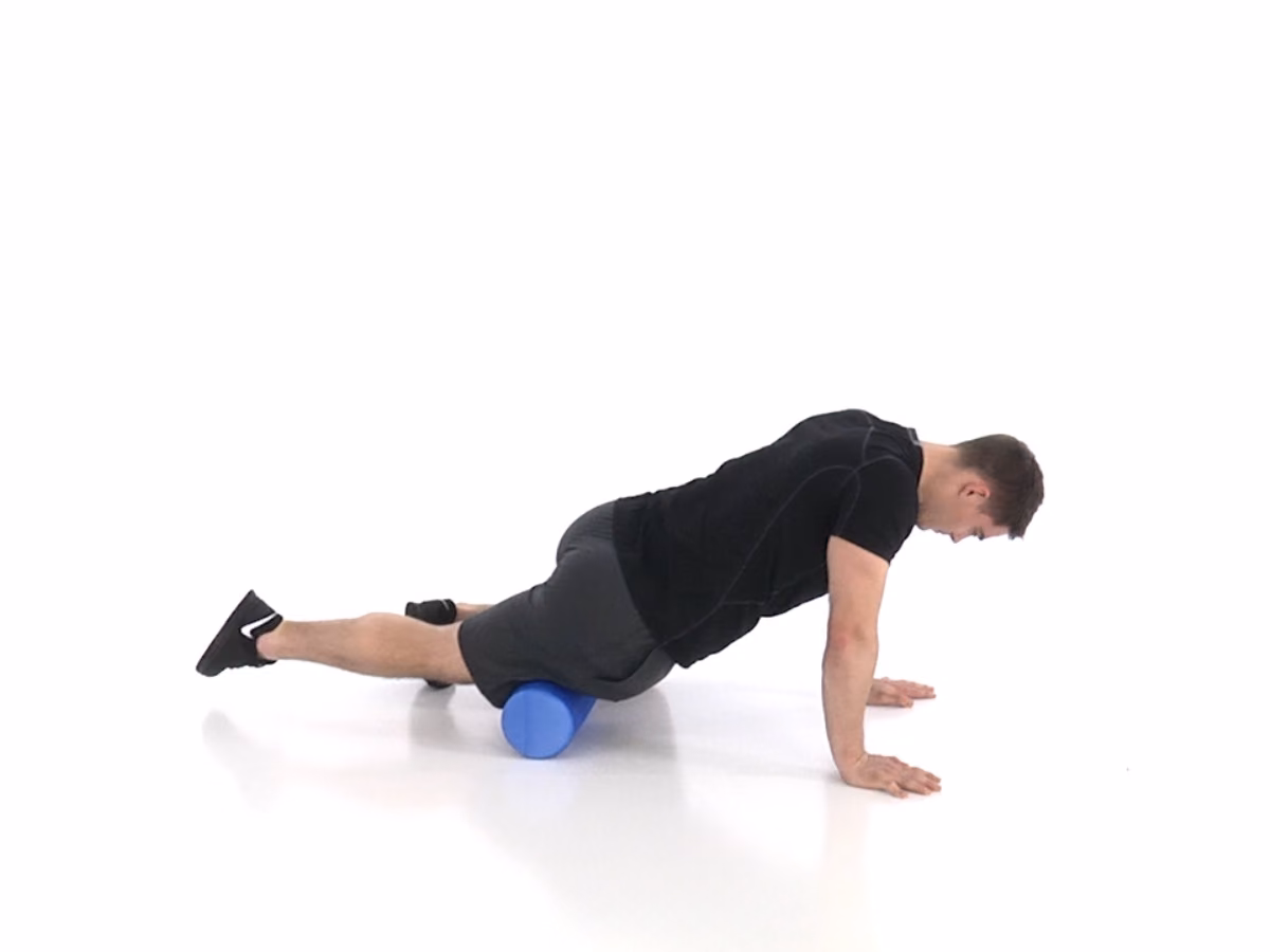 Foam rolling hỗ trợ giảm cảm giác căng cứng sau tập
